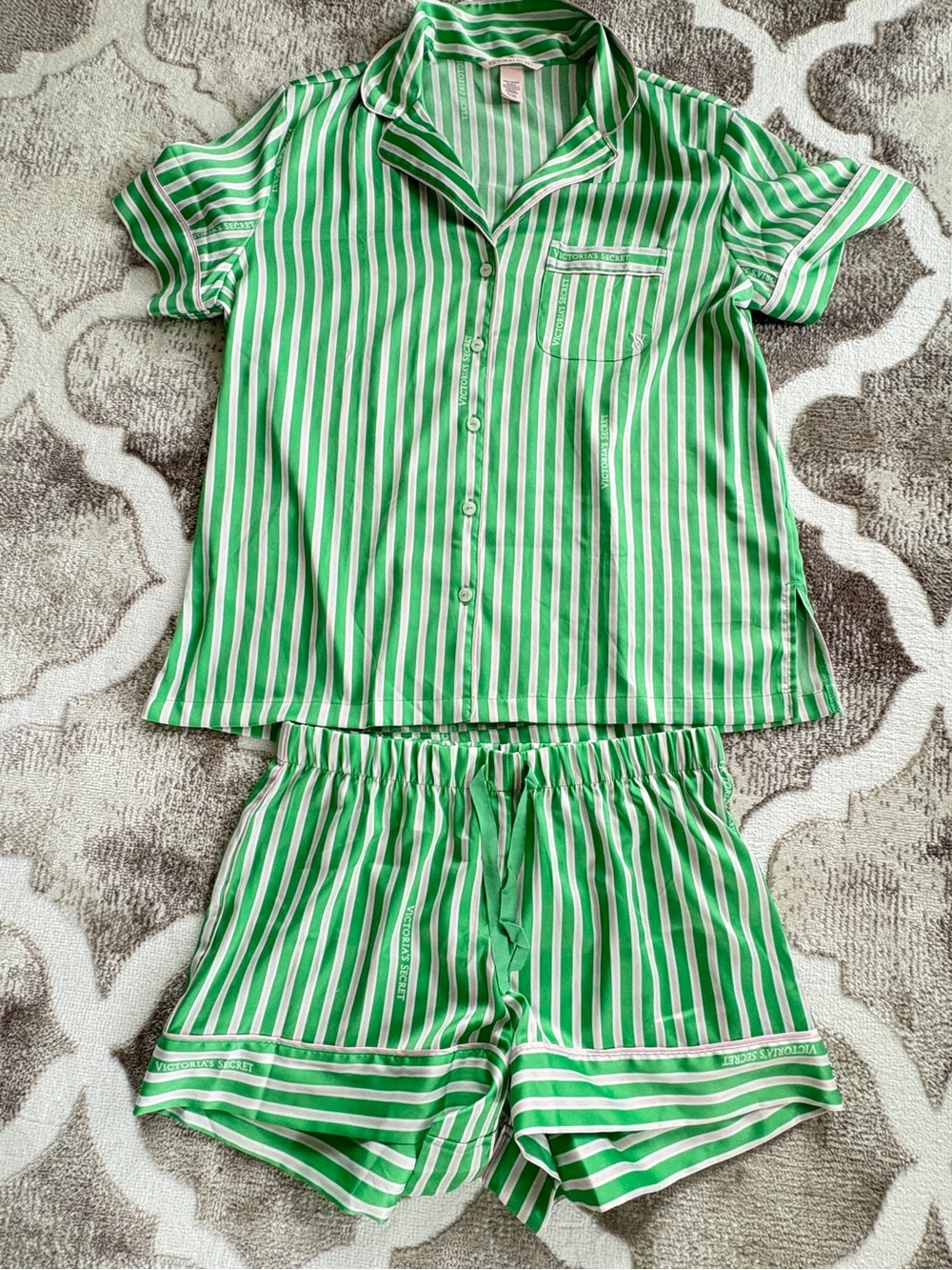 Victoria's Secret Green and White Striped Pajama Set Women Size Small